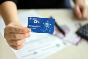 CPF azul do Ministério da Fazenda, com número 000.000.000-00